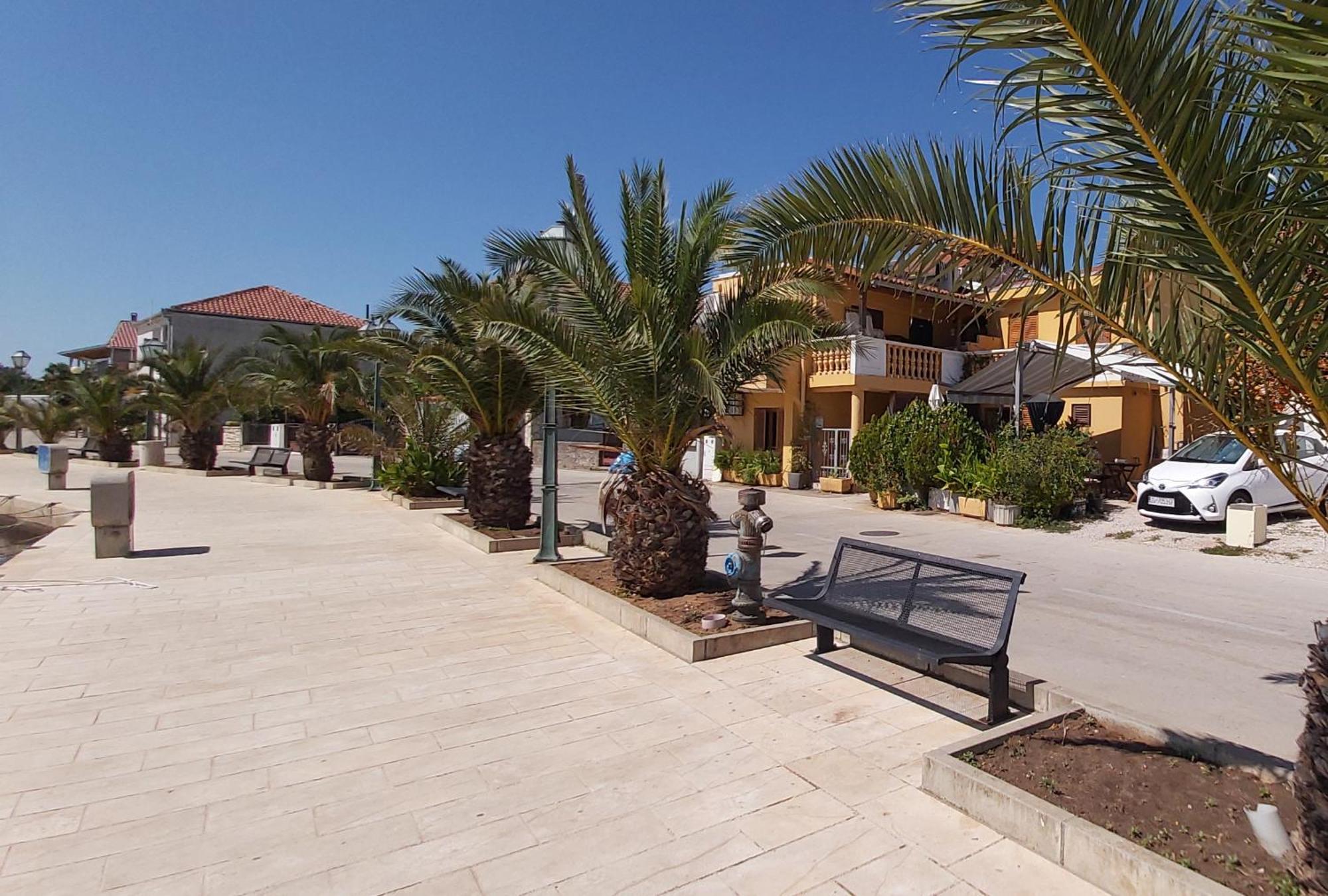 Luxury Apartment By The Sea With Private Whirlpool And Terrace 50M2 Posedarje Εξωτερικό φωτογραφία