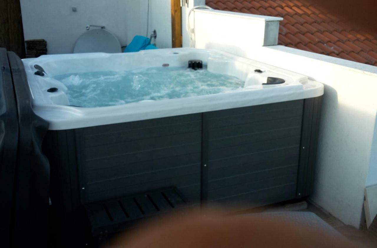 Luxury Apartment By The Sea With Private Whirlpool And Terrace 50M2 Posedarje Εξωτερικό φωτογραφία